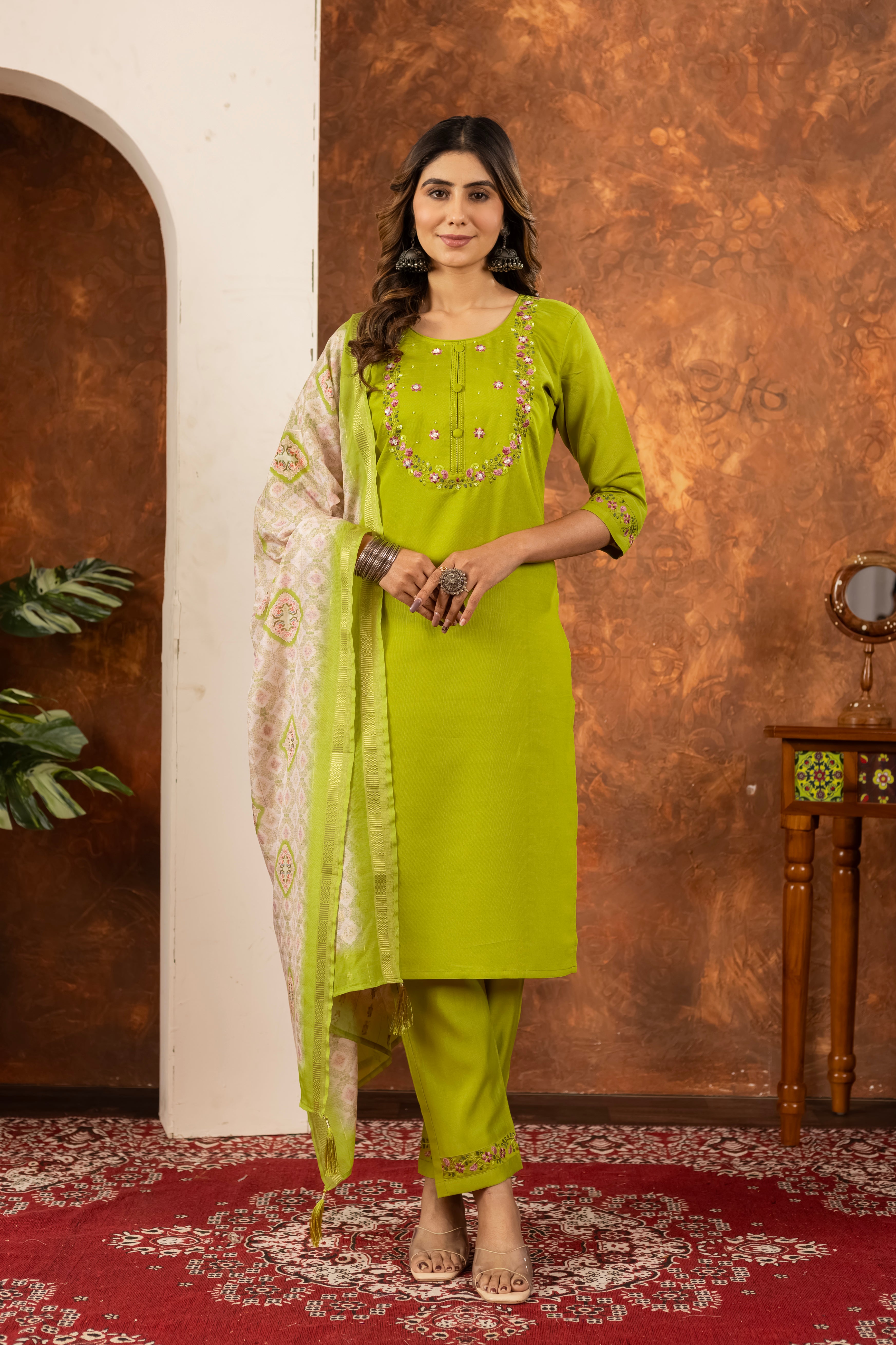 Parrot Green