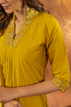 Musterd Yellow