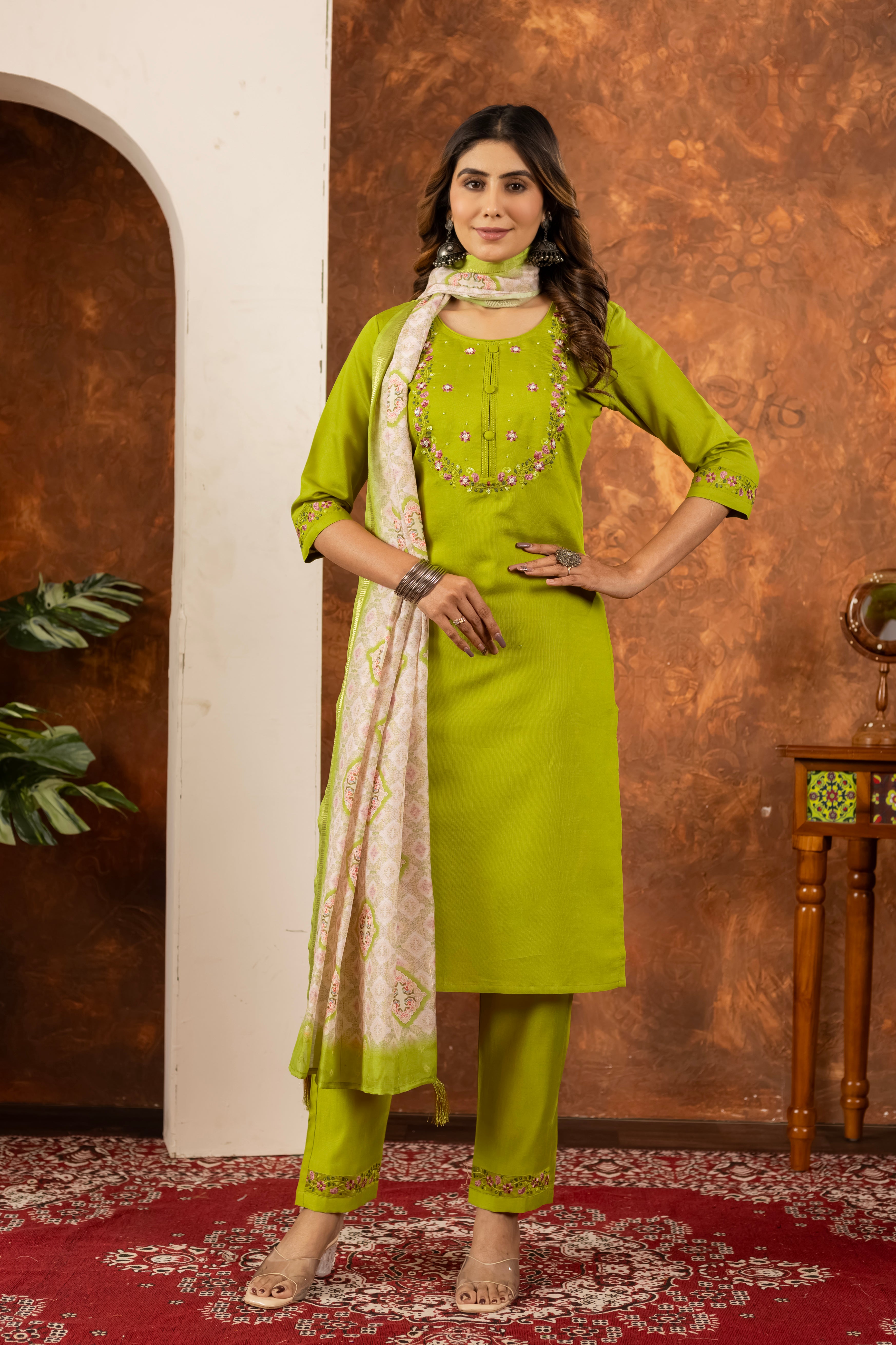 Parrot Green