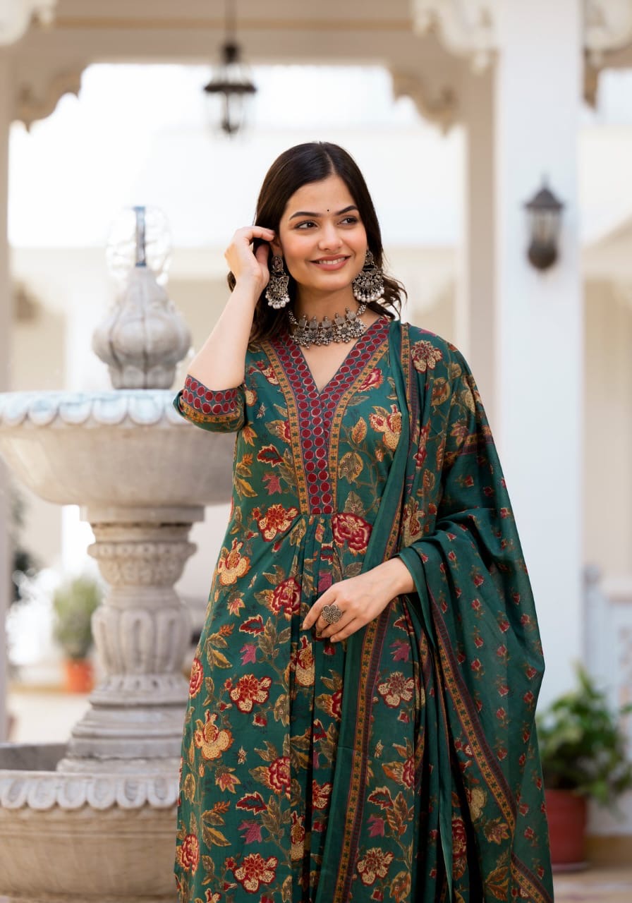 Floral Printed Knee Length V Neck Kurti And Pant Set With Printed Dupatta