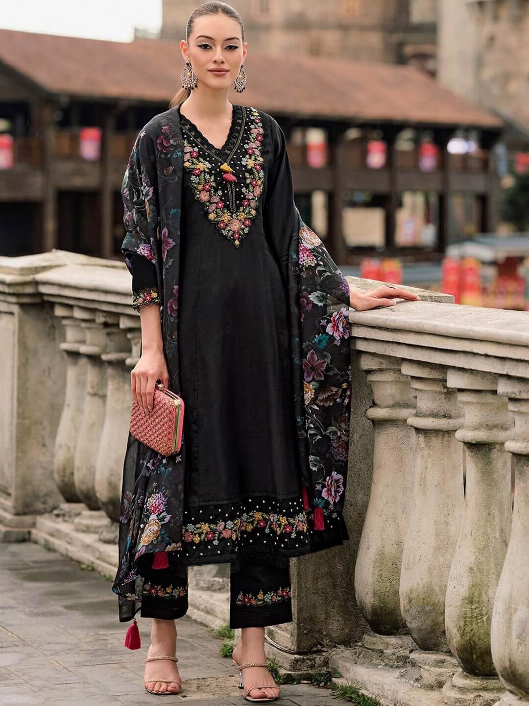 Eternal Grace – Black Kurta with Floral Dupatta