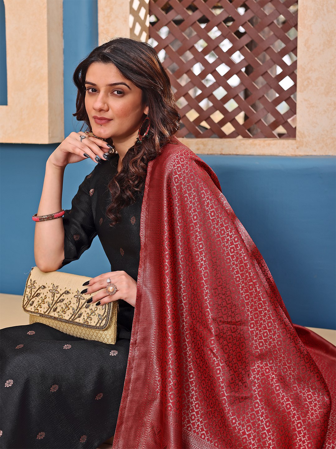 Stylish Black Ethnic Kurta Pant Set with Red Dupatta