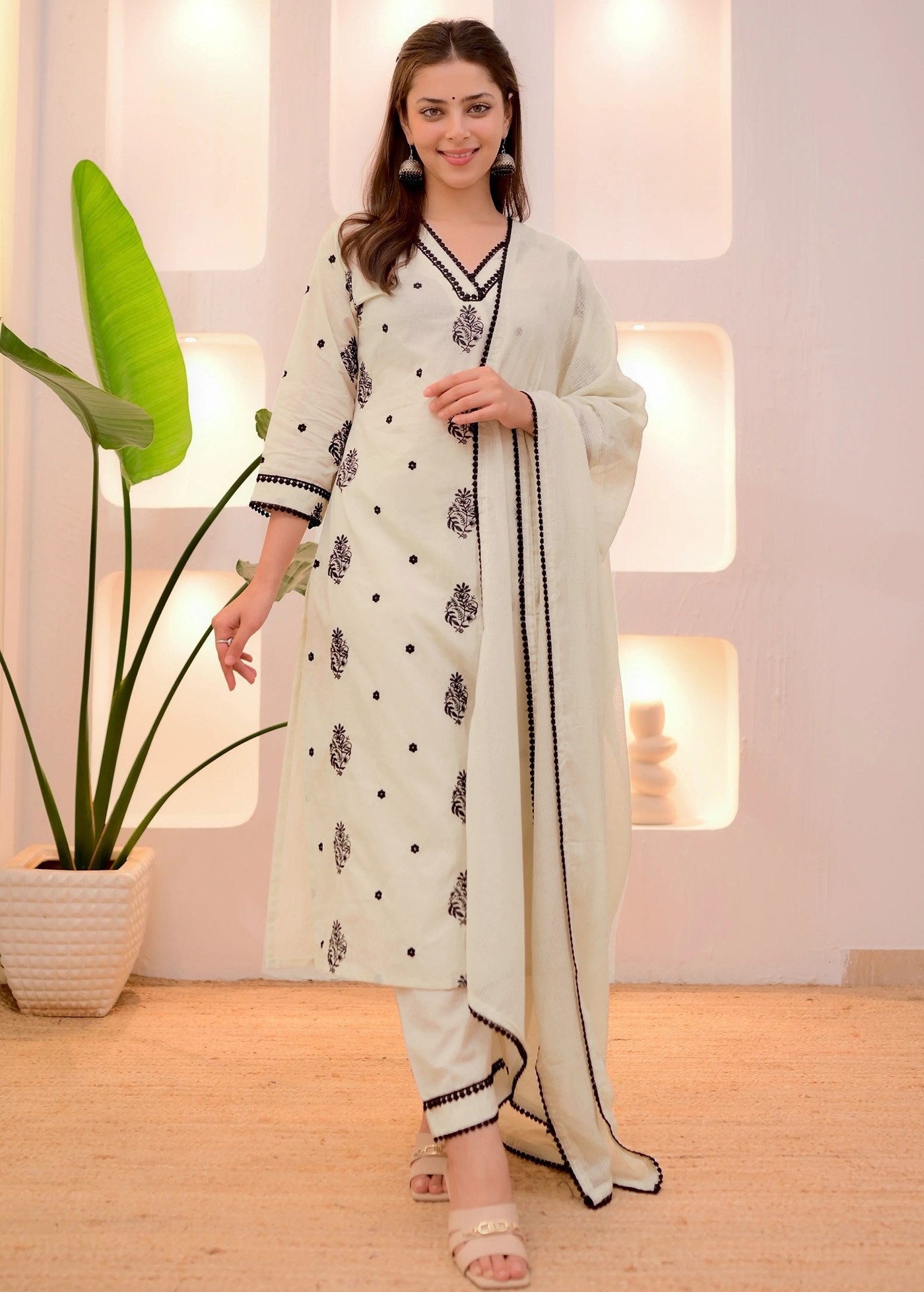 White Printed Kurta Set with Black Detailing & Dupatta