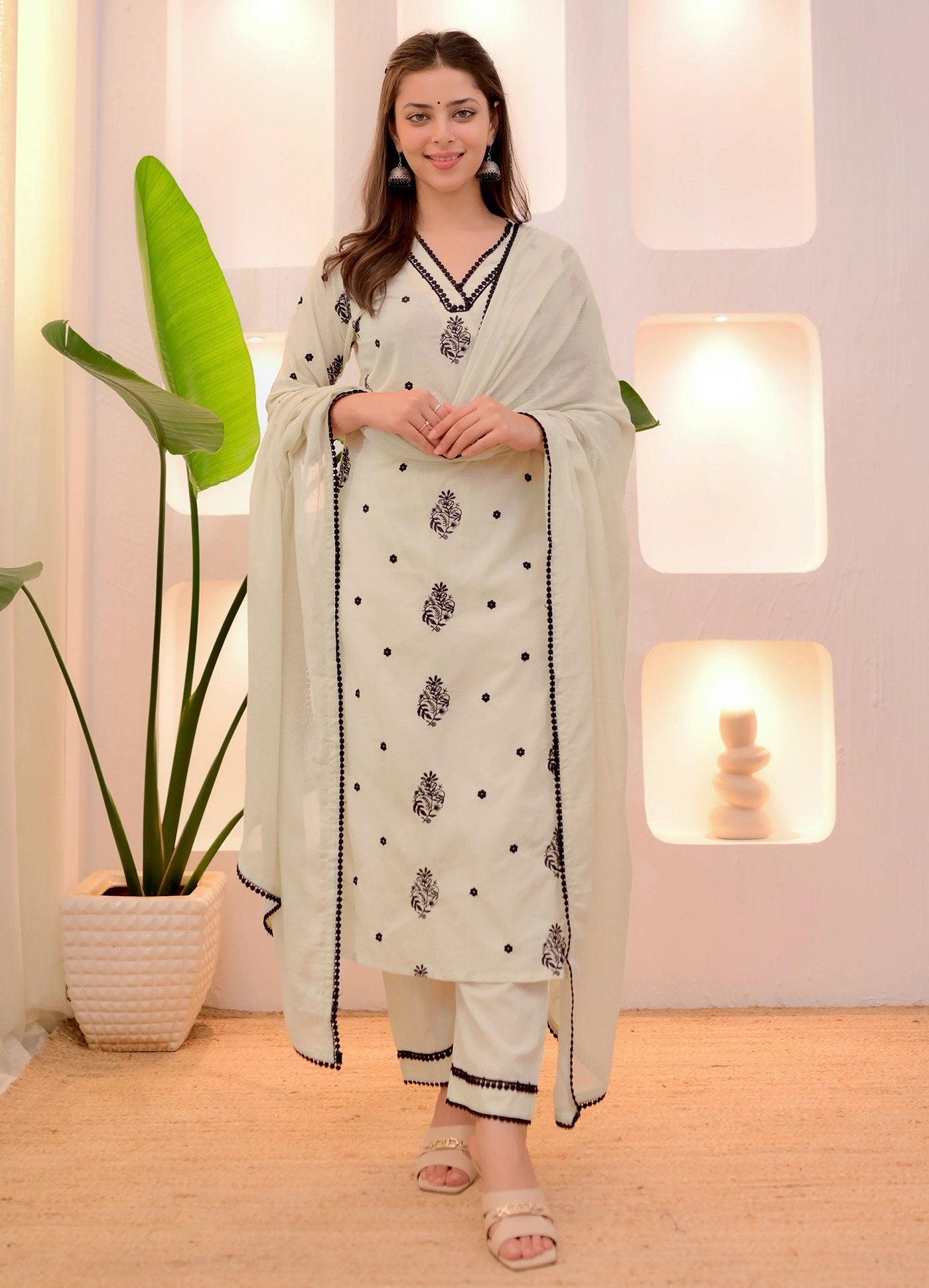 White Printed Kurta Set with Black Detailing & Dupatta