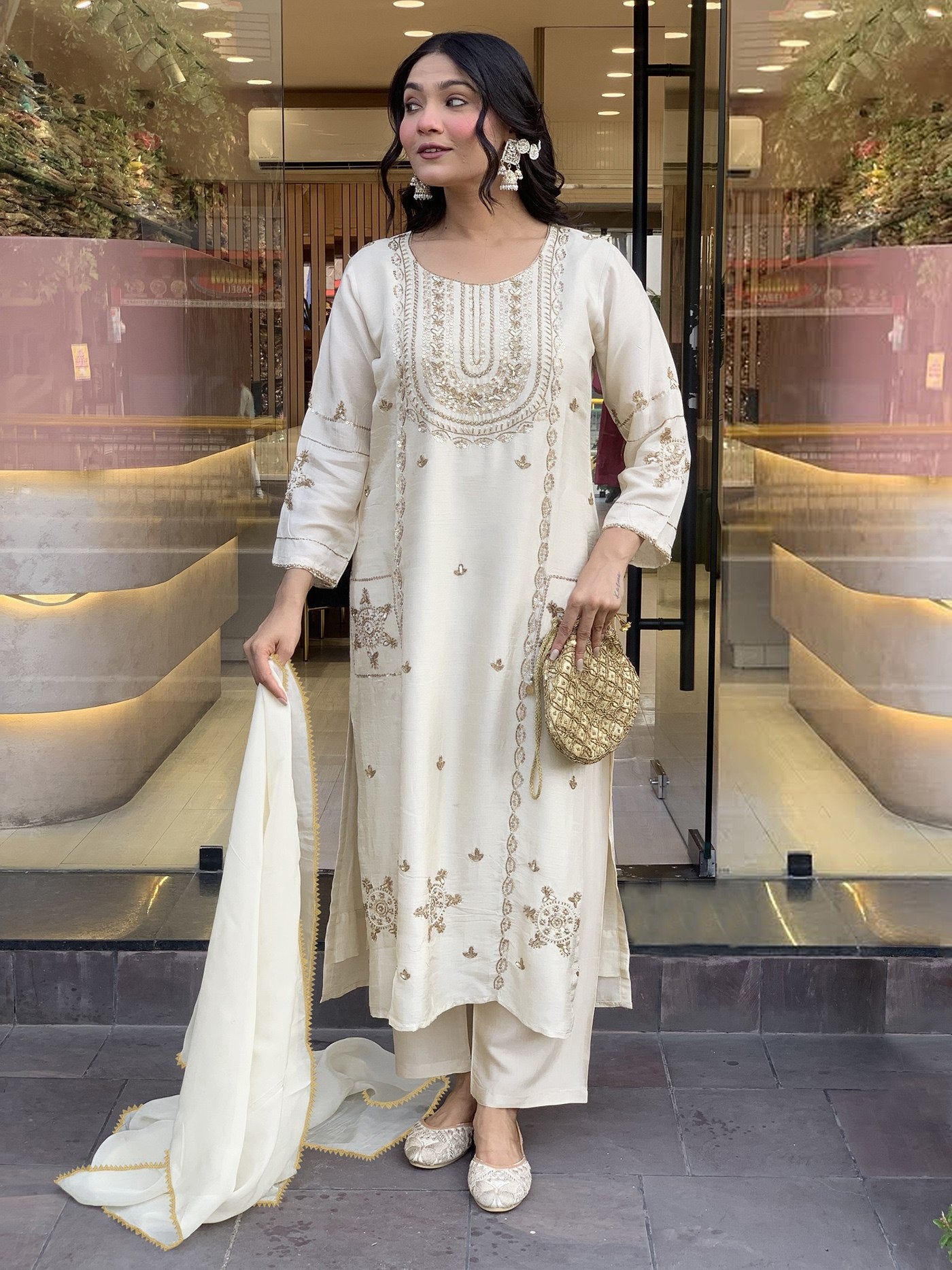 Elegant Cream Kurta Set with Intricate Gold Zari Embroidery and Coordinating Dupatta