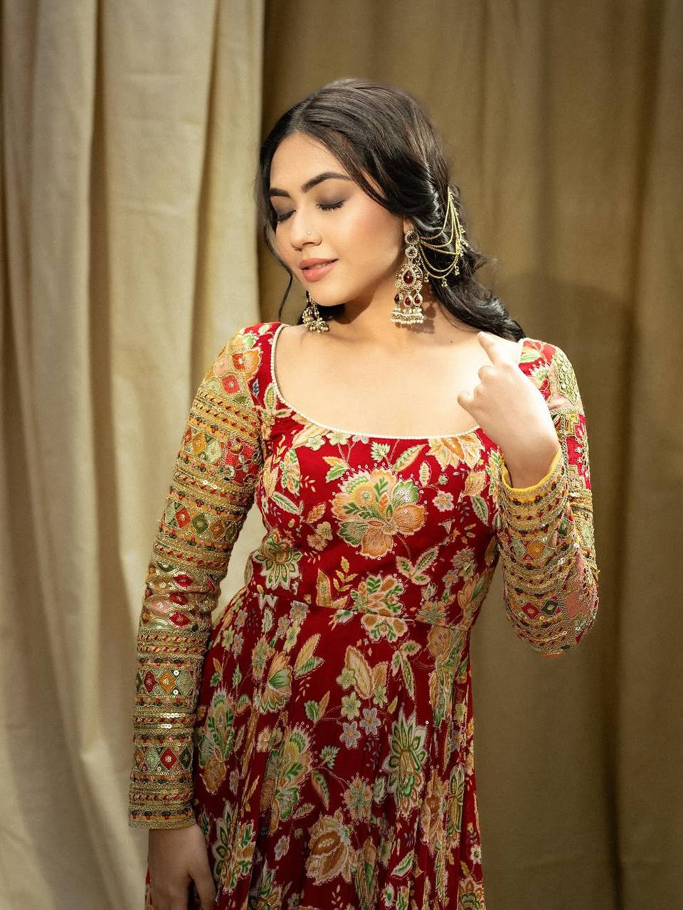 NEW Launching Designer Party Wear Gorgeous Look Bollywood Collections