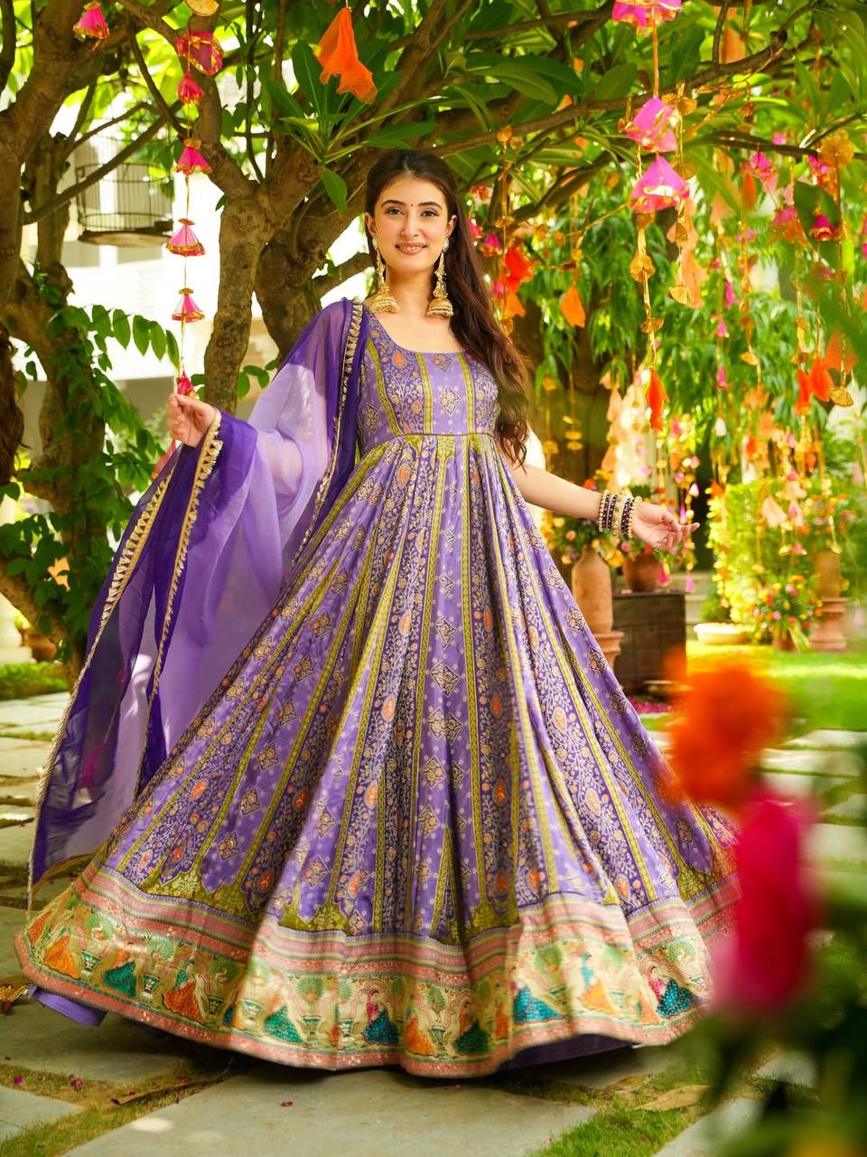 Heavy Chinon Silk Designer Party Wear Gorgeous Look