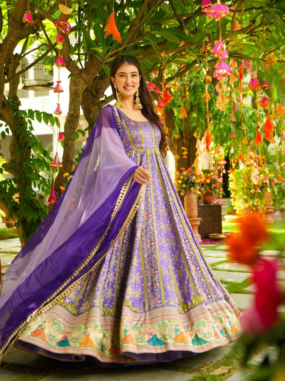 Heavy Chinon Silk Designer Party Wear Gorgeous Look