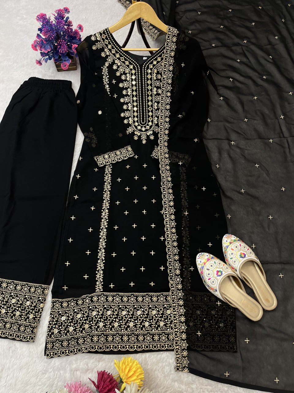 FESTIVAL SPECIAL DESIGNER HEAVY EMBROIDERY SEQUENCE WORK TOP PENT WITH DUPATTA SET
