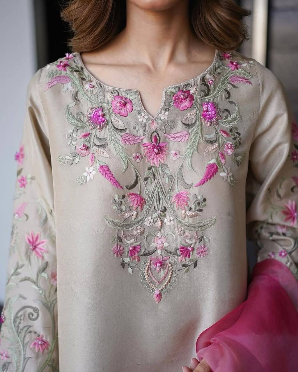 FESTIVAL SPECIAL PRIMIUM HEAVY EMBROIDERY SEQUENCE WORK TOP PENT WITH DUPATTA SET (Copy)