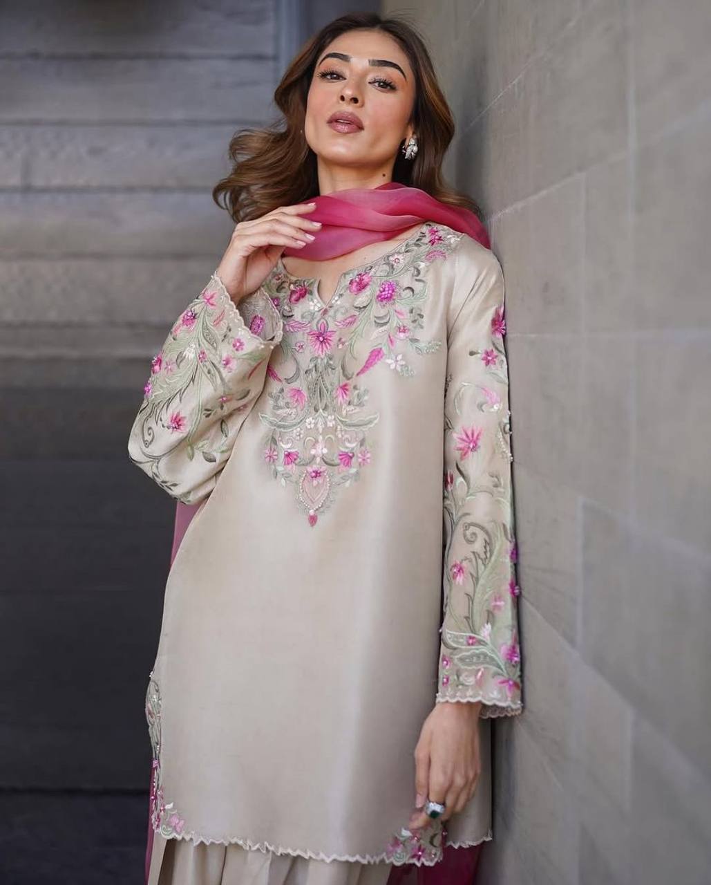 FESTIVAL SPECIAL PRIMIUM HEAVY EMBROIDERY SEQUENCE WORK TOP PENT WITH DUPATTA SET (Copy)