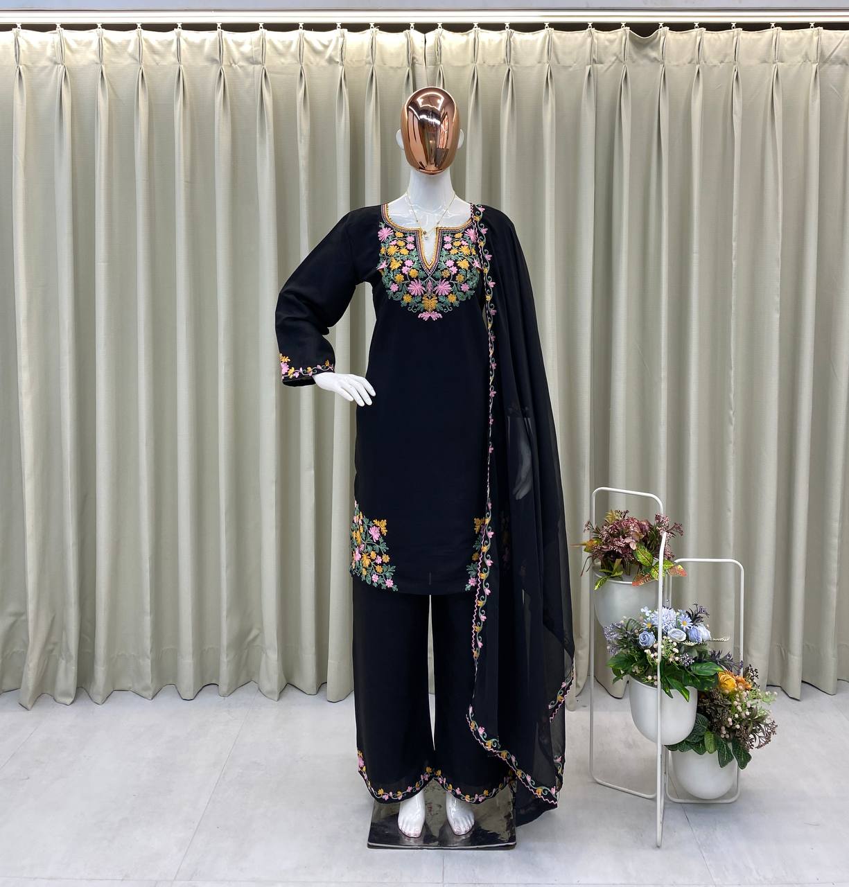 ELEGENT WEAR EMBROIDERED TOP WITH 2 SIDE POCKETS WITH PLAZZO AND DUPPATA