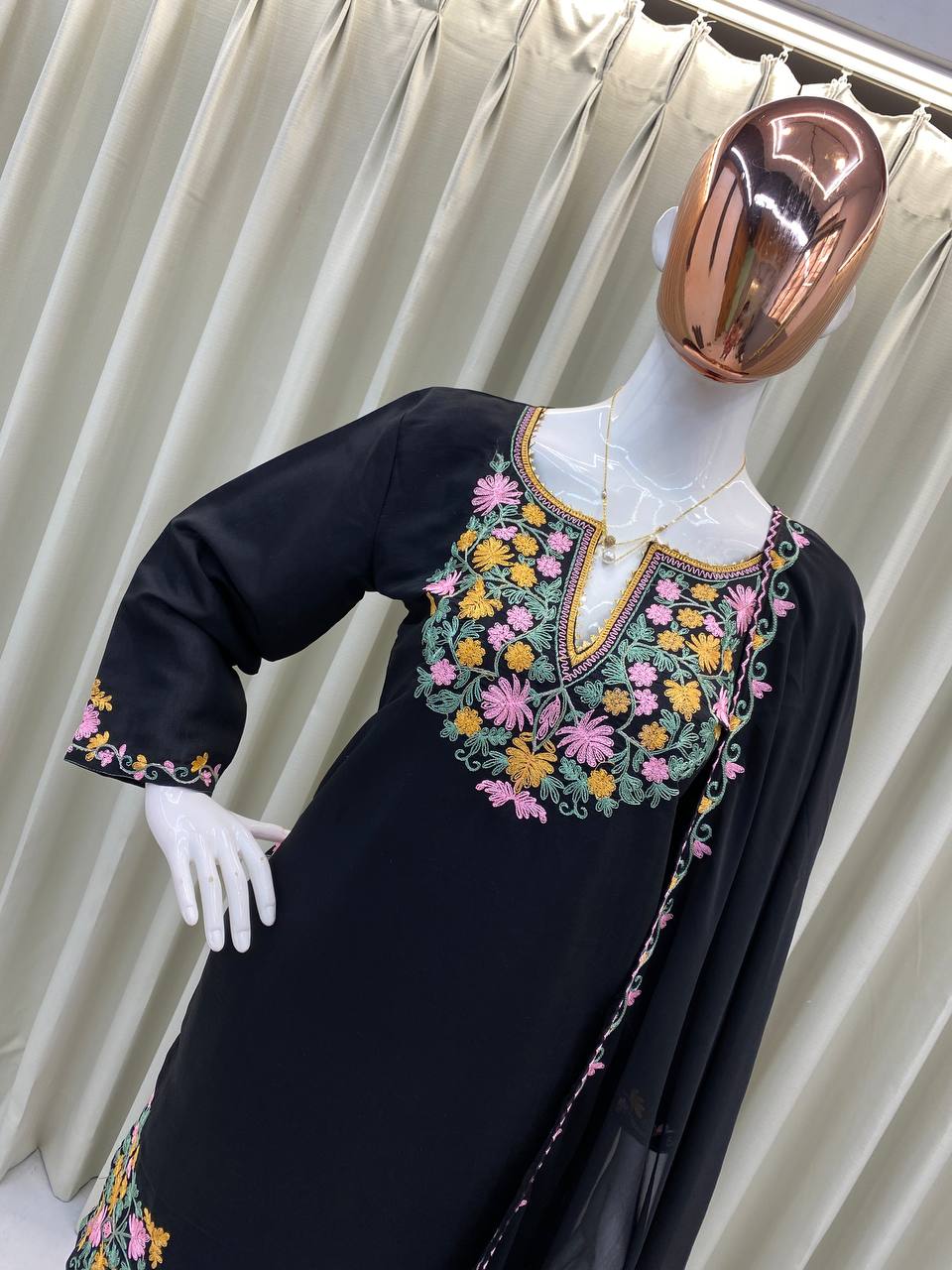 ELEGENT WEAR EMBROIDERED TOP WITH 2 SIDE POCKETS WITH PLAZZO AND DUPPATA